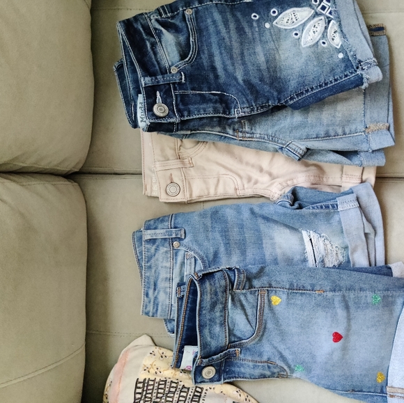 Bundle of kids shorts - Picture 3 of 4